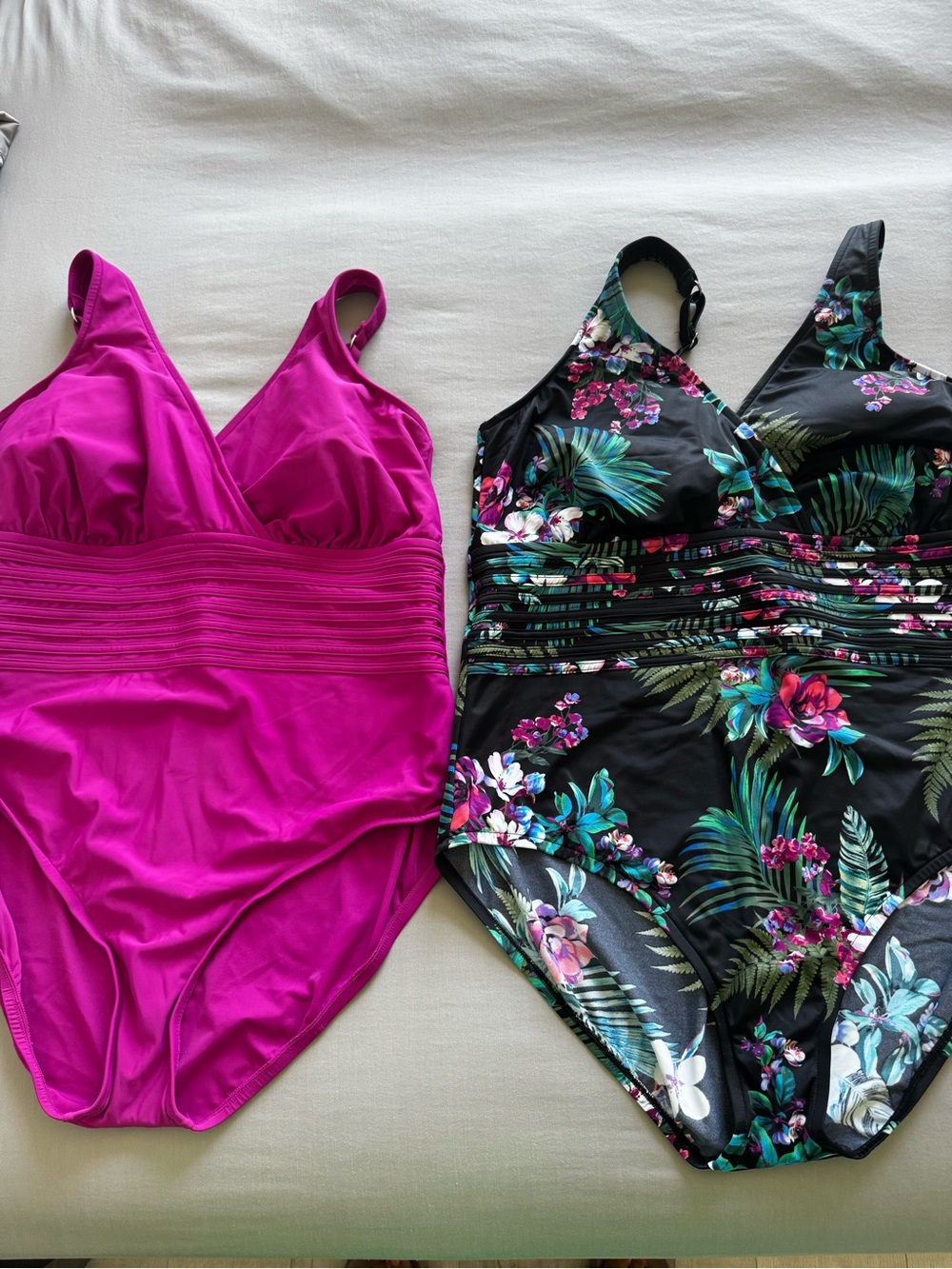 Aqua Green women One-Piece Swimsuits - Magenta & Black Tropical Floral